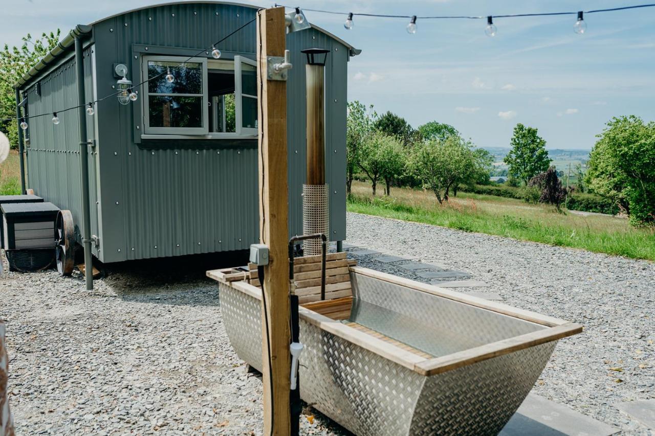 Blatchford Briar - Award Winning Private Shephards Huts With Their Own Secluded Hot Tubs Milton Abbot Экстерьер фото